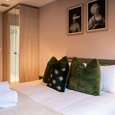 Livestay 3-bed Loft In The Heart Of Apartment *