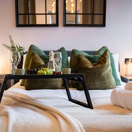 Livestay 3-bed Loft In The Heart Of Apartment Manchester