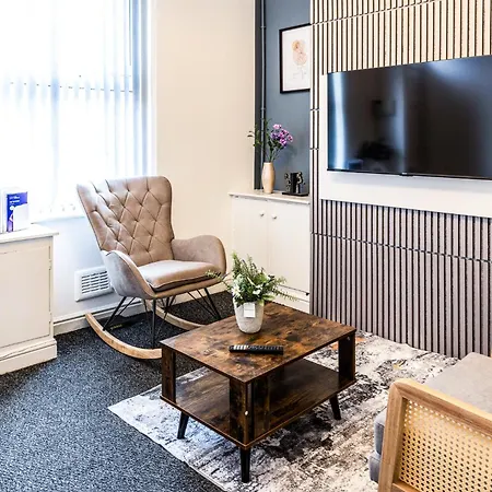 아파트 Stylish 2 Bed House 7mins To City Center