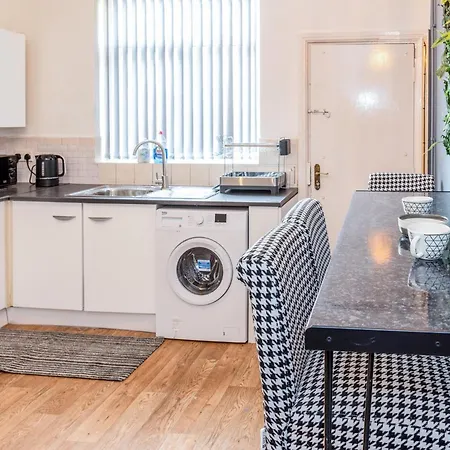 Apartment Stylish 2 Bed House 7mins To City Center Manchester