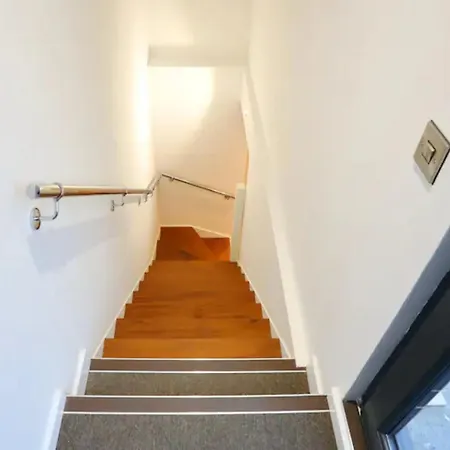 Penthouse Perfect For Couples - By Ao Arena - Pass The Keys * Manchester