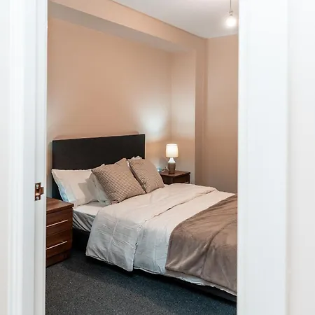 Apartamento Entire 2 Bedroom And 2 Bathroom In -free Underground Parking Mánchester