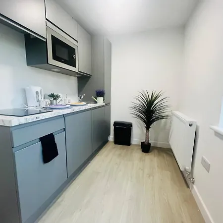 Quaint & Cosy Studio In Stretford * מנצ'סטר