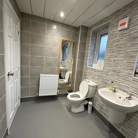 Cosy & Quiet House Close To Etihad And Centre * マンチェスター