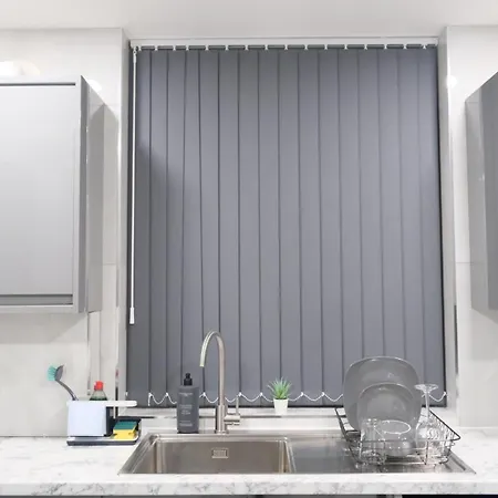 Etihcity - 3 Bedroom Semi - Free Parking Near Etihad Stadium, Tourist Attractions, Centre, Transport And Motorway Links Next To Mcdonald's - Sky N Netflix מנצ'סטר