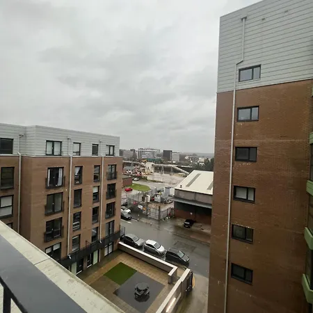 High End 2bed Duplex Apt With Top Floor Terrace Near City Centre Salford * Manchester