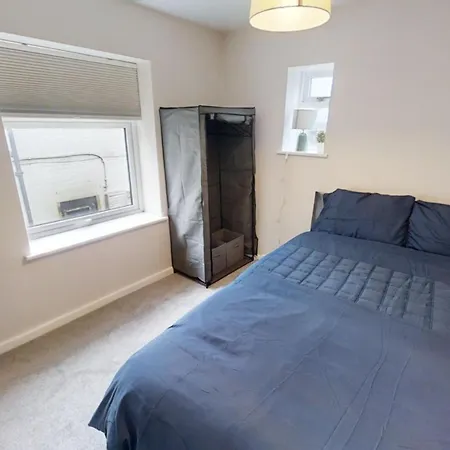 Апартаменты A Prestwich M25 *