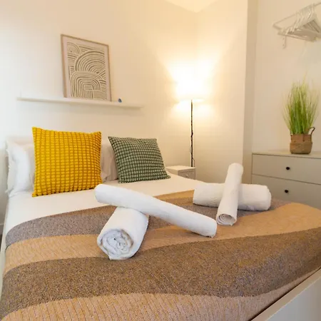 Bright & Cosy Penthouse In Old Trafford * Manchester