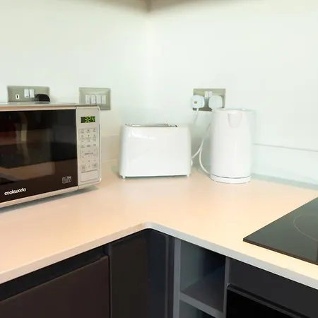 Bright & Cosy Penthouse In Old Trafford Appartement Manchester