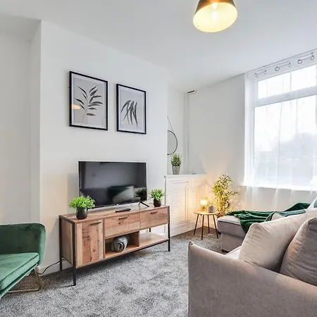 Apartment Stylish & Vibrant 2 Bedroom Retreat Manchester