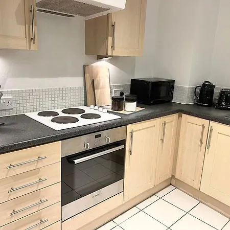 2 Bedroom City Center *