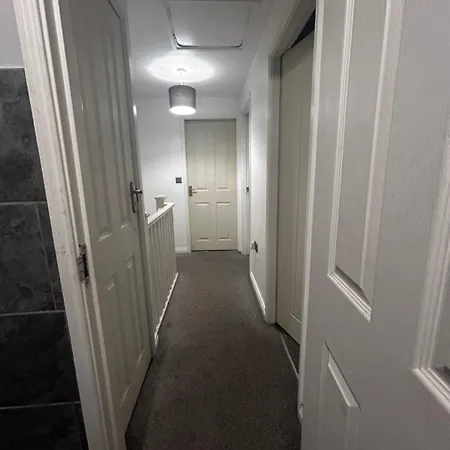 Apartment Executive 3 Bedroom House Manchester