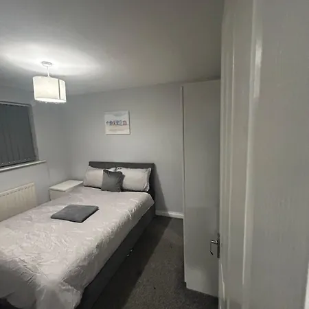 Executive 3 Bedroom House *