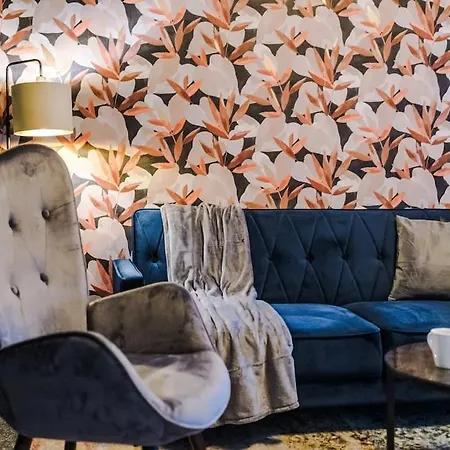 Salford Sanctuary 5 Bed House Holiday home