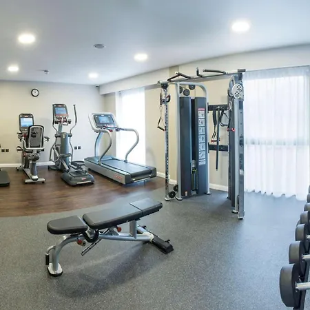 Hilton Garden Emirates Old Trafford 4*