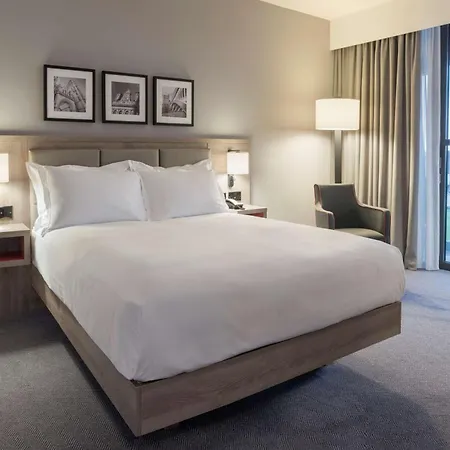 Hilton Garden Emirates Old Trafford