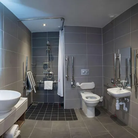 Hilton Garden Emirates Old Trafford