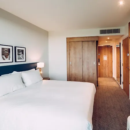 Hilton Garden Emirates Old Trafford Hotel