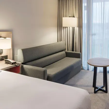 Hilton Garden Emirates Old Trafford 4*