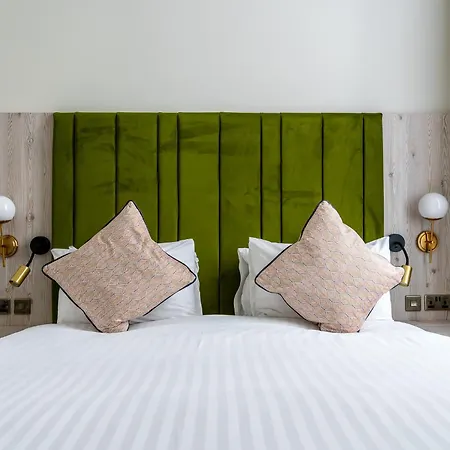 Otel Trafford Hall Manchester, Trademark Collection By Wyndham