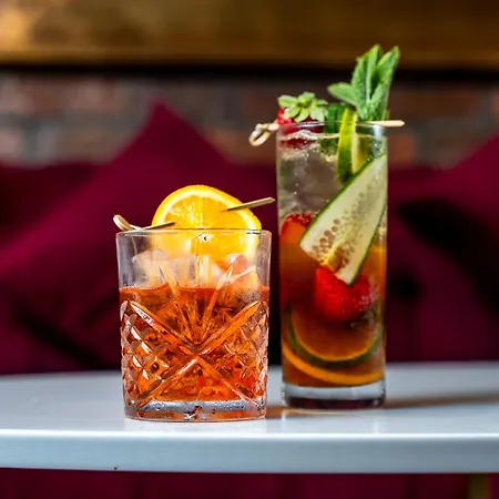 Trafford Hall Manchester, Trademark Collection By Wyndham 3*