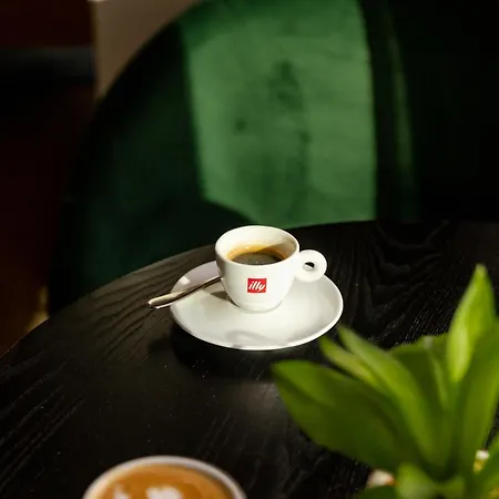 Hotel Leonardo - Formerly Jurys 4*