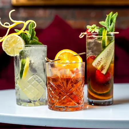 Trafford Hall Manchester, Trademark Collection By Wyndham 3* Manchester