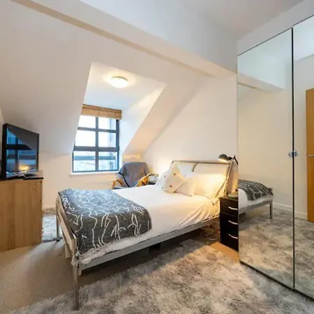 Daire Pass The Keys Mcr City Centre With View *