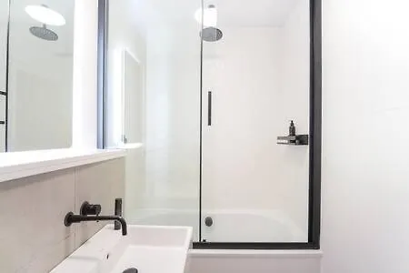 Townhaus West By The Heim Residences
