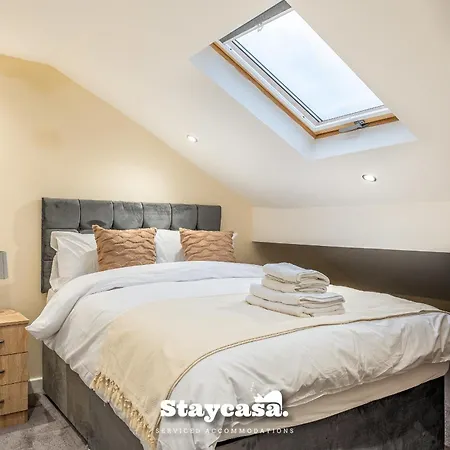 Urban Comfort 4-bed House - Free Wi-fi & Parking Prázdninový dům