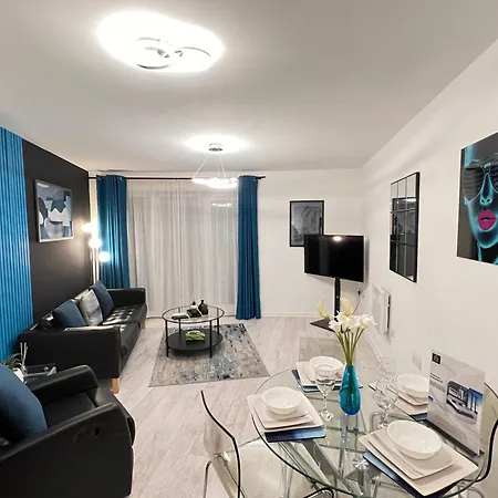 Cityfront Modern Apt near Centre/etihad, Free Parking 아파트 맨체스터
