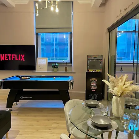 Stunning 2 Bed In Greater Apartament Manchester