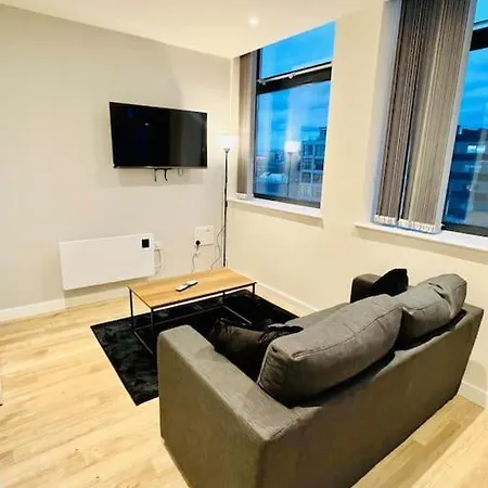 Prime Location: One Bed In Old Trafford