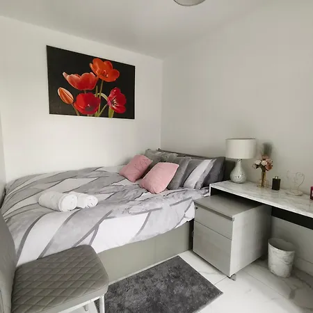 Habitación en casa particular Shared House - 10 Mins From Piccadilly Station/man Uni/o2 Apollo *