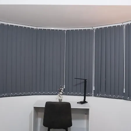 別荘 Modernized Three Bedroom House Near Stadium, Attractions, Centre - Sky N Netflix - Convenient Transport マンチェスター