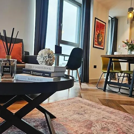 Luxury Ancoats 2br, 2 Showers - Stunning Views - Ideal For Leisure And Long Enquiries * Manchester
