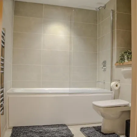 Apartment 1 Bedroom Flat In Manchester