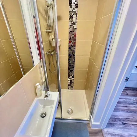 Lux En-suite - Center - Coop Arena Mánchester
