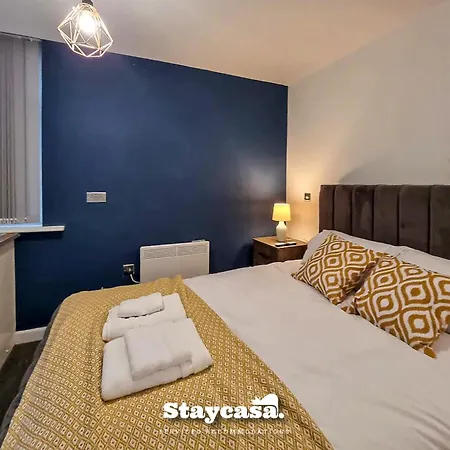 Delightful Spacious Haven With Large Driveway Сasa de vacaciones Mánchester