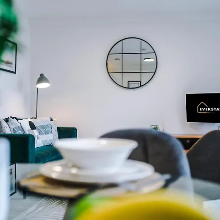 Appartement Athena Suite: Mdn 2bd W/ Roof Terrace *