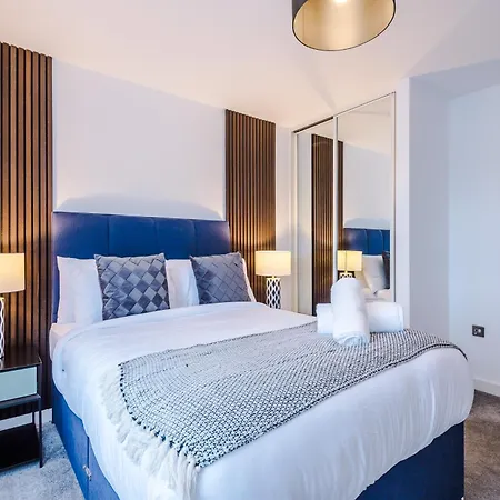 דירה Athena Suite: Mdn 2bd W/ Roof Terrace
