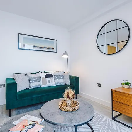 Athena Suite: Mdn 2bd W/ Roof Terrace Appartement Manchester
