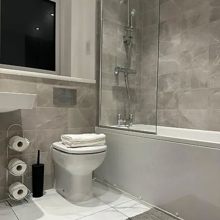 Lush Place Manchester