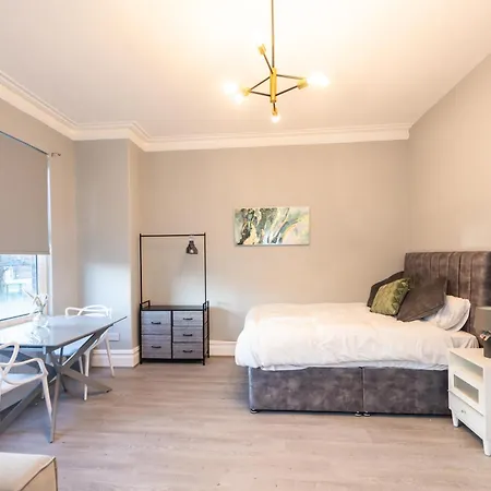 Benoit Apartment