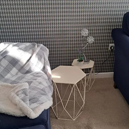 Tropical Sun Homes - Beautiful Spacious 3 Bed In A Serene Environment With Free Parking For 2 Cars 度假居 曼彻斯特