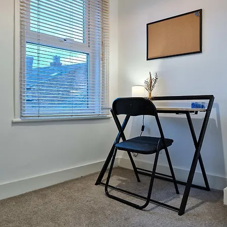 Grange Lane Apartment