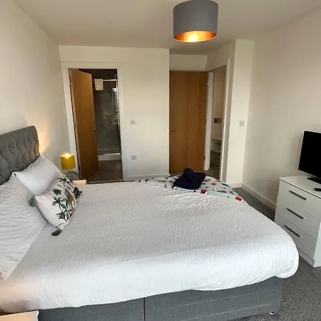 Apartment Adelphi Wharf By Beehosting