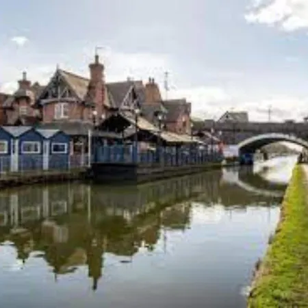 The Horizon Hideout -business Stays Or Leisure, Airport Staff, Ideal For Relocators - Manchester