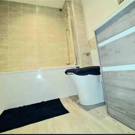 2bed Salford Mcr 아파트 맨체스터