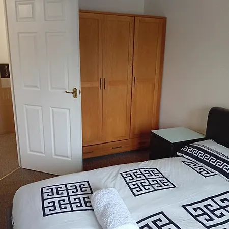 Closer To The City Centre מנצ'סטר